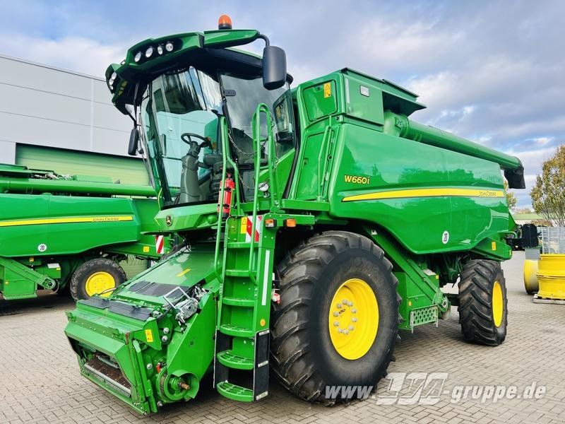 John Deere W660