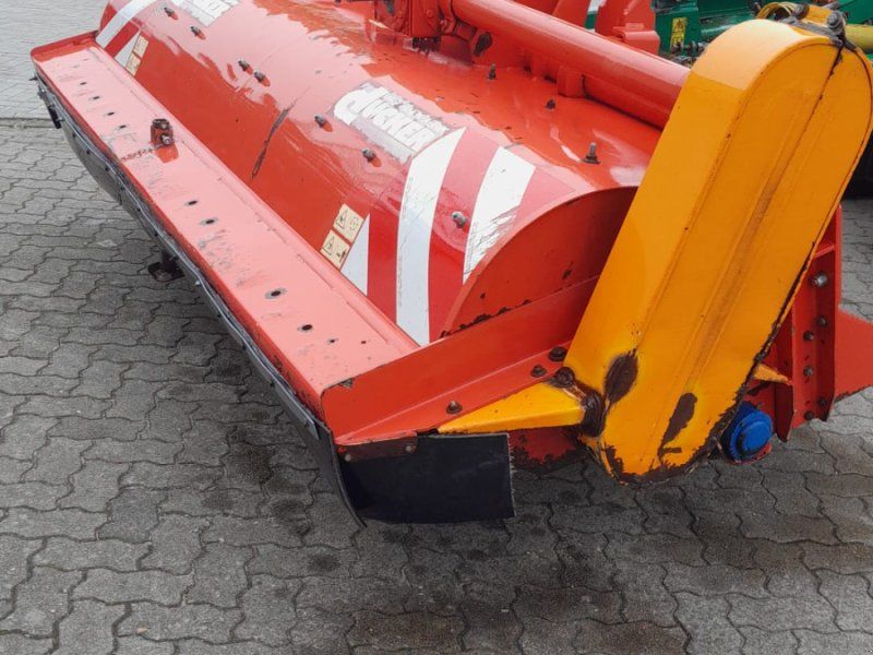 Dücker UM 27 E G7