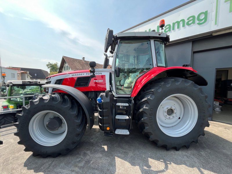 Massey Ferguson 7S.180 DynaVT Exclusive