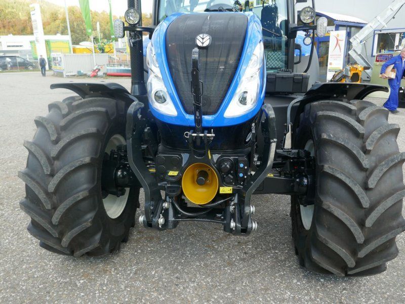 New Holland T5.120 Dynamic Command (Stage V)
