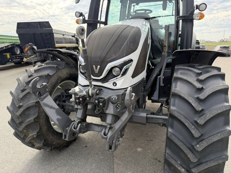 Valtra G135 ACTIVE