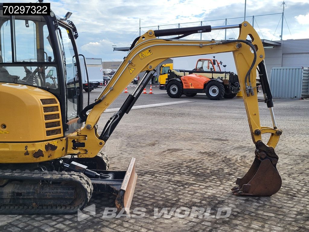Caterpillar 302.7 D CR