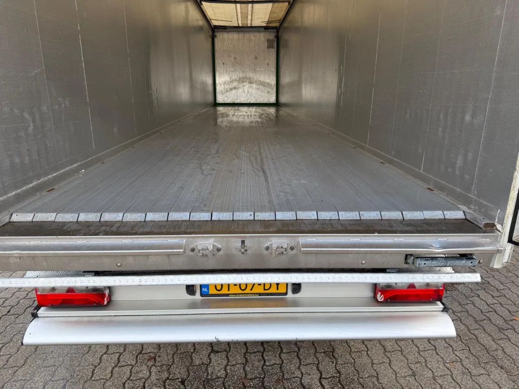 Kraker 2X K-Force 92m3 Alcoa SAF Tyrepilot Liftas 8MM Cargo Floor - Top condition