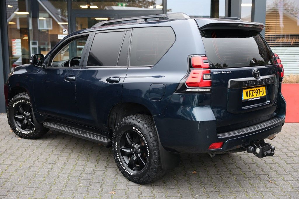 Toyota Landcruiser 150 2.8 D-4D 5DRS CHALLENGER A/T VAN