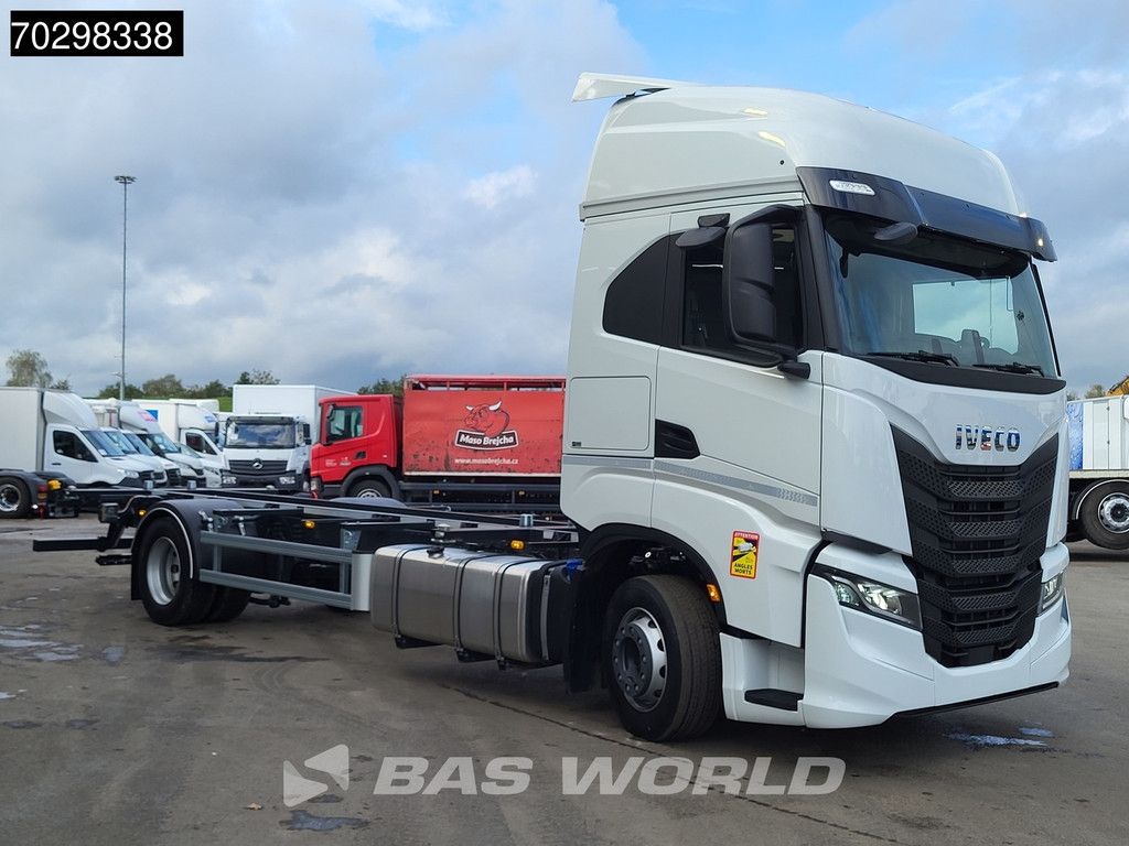 Iveco S-Way 460 4X2 NEW !! BDF Automatic Full air ACC Led Euro 6