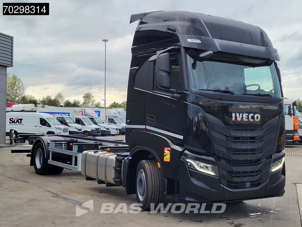 Iveco S-Way 460 4X2 NEW!! BDF Automatic Full air ACC Led Euro 6
