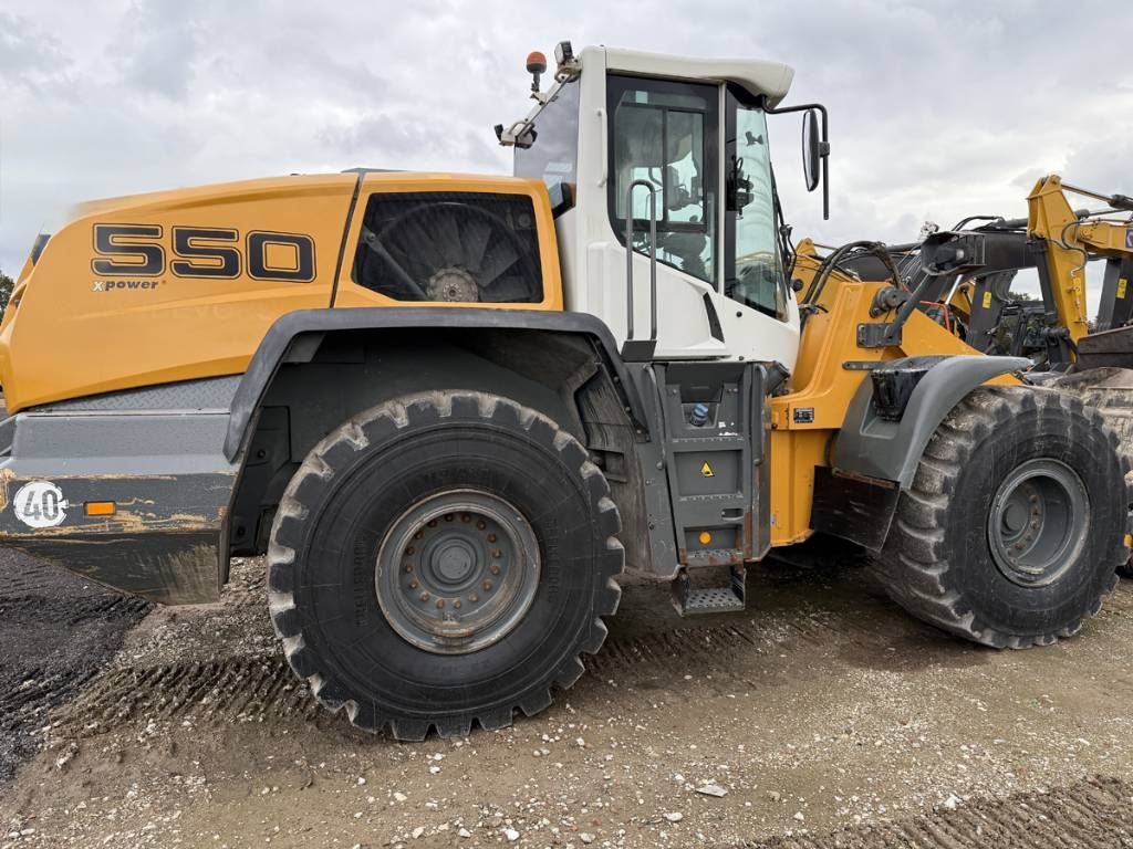 Liebherr L 550