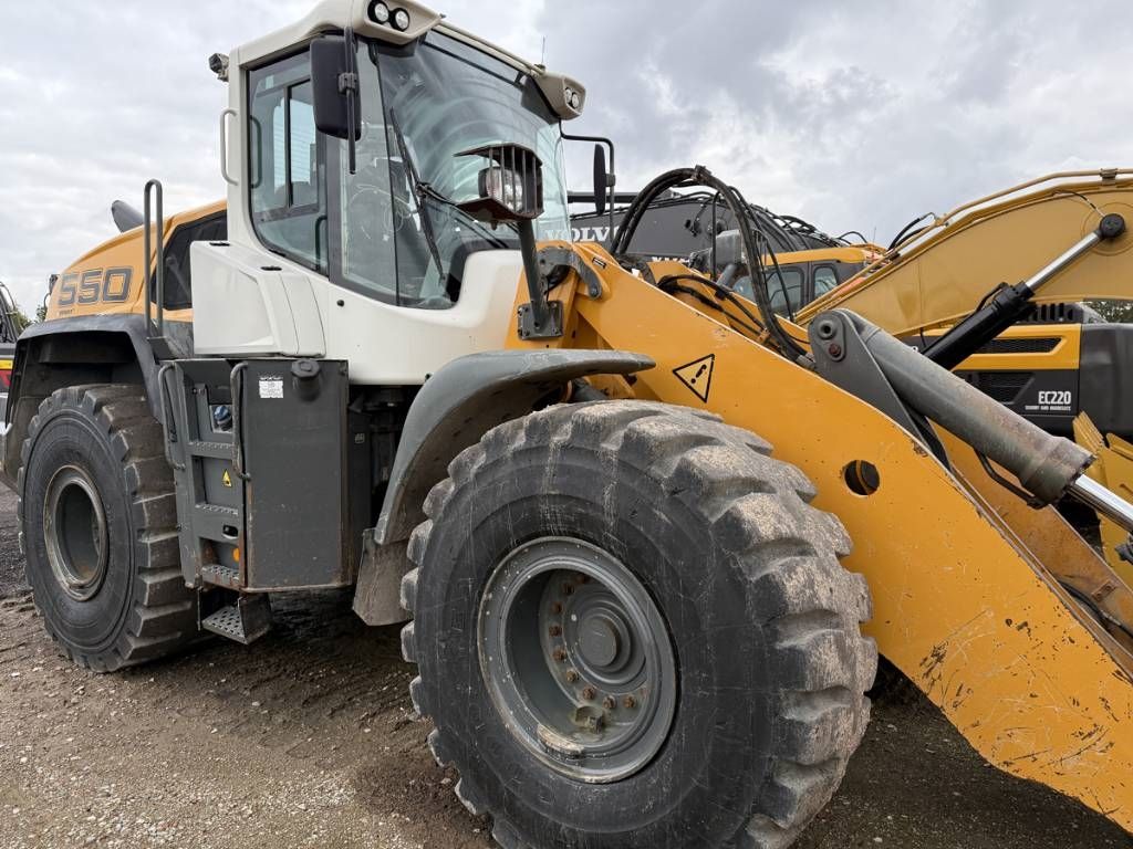 Liebherr L 550