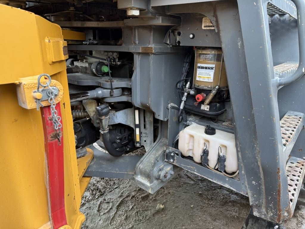 Liebherr L 550