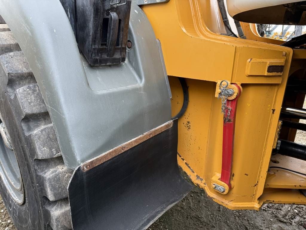 Liebherr L 550