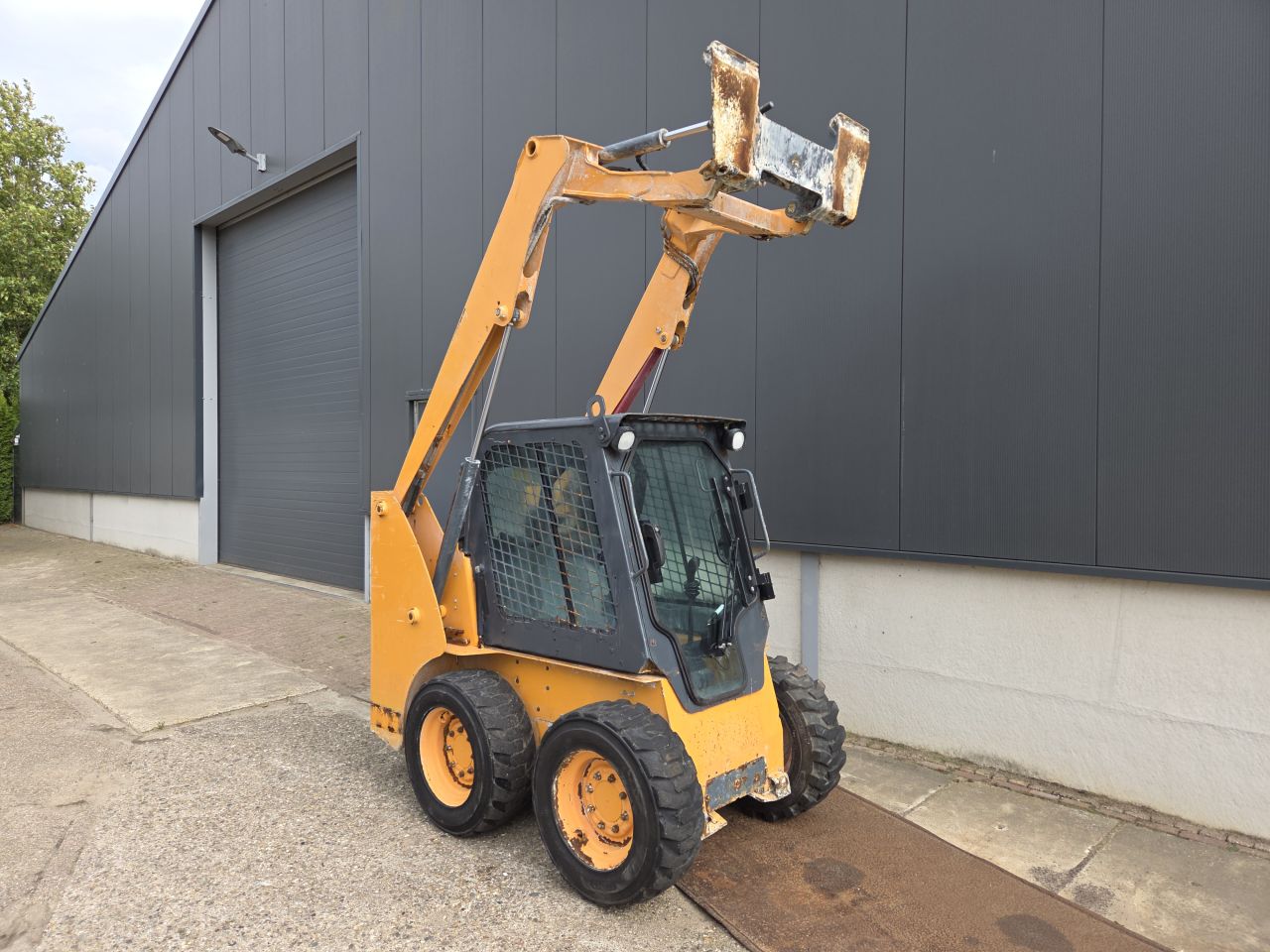Schranklader Diverse Bobcat Gehl skidsteer