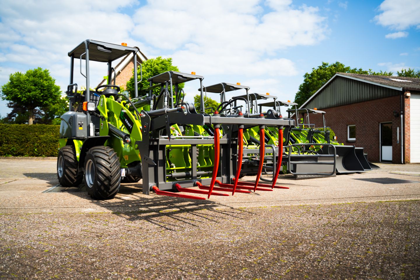 E-Kraft E1000 & E400 elektrische minishovels