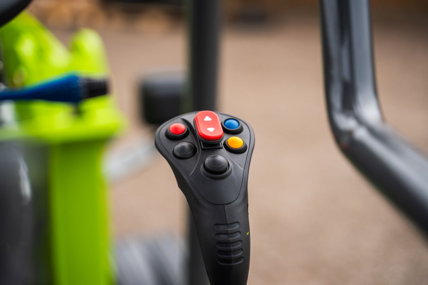 E-Kraft E1000 & E400 elektrische minishovels