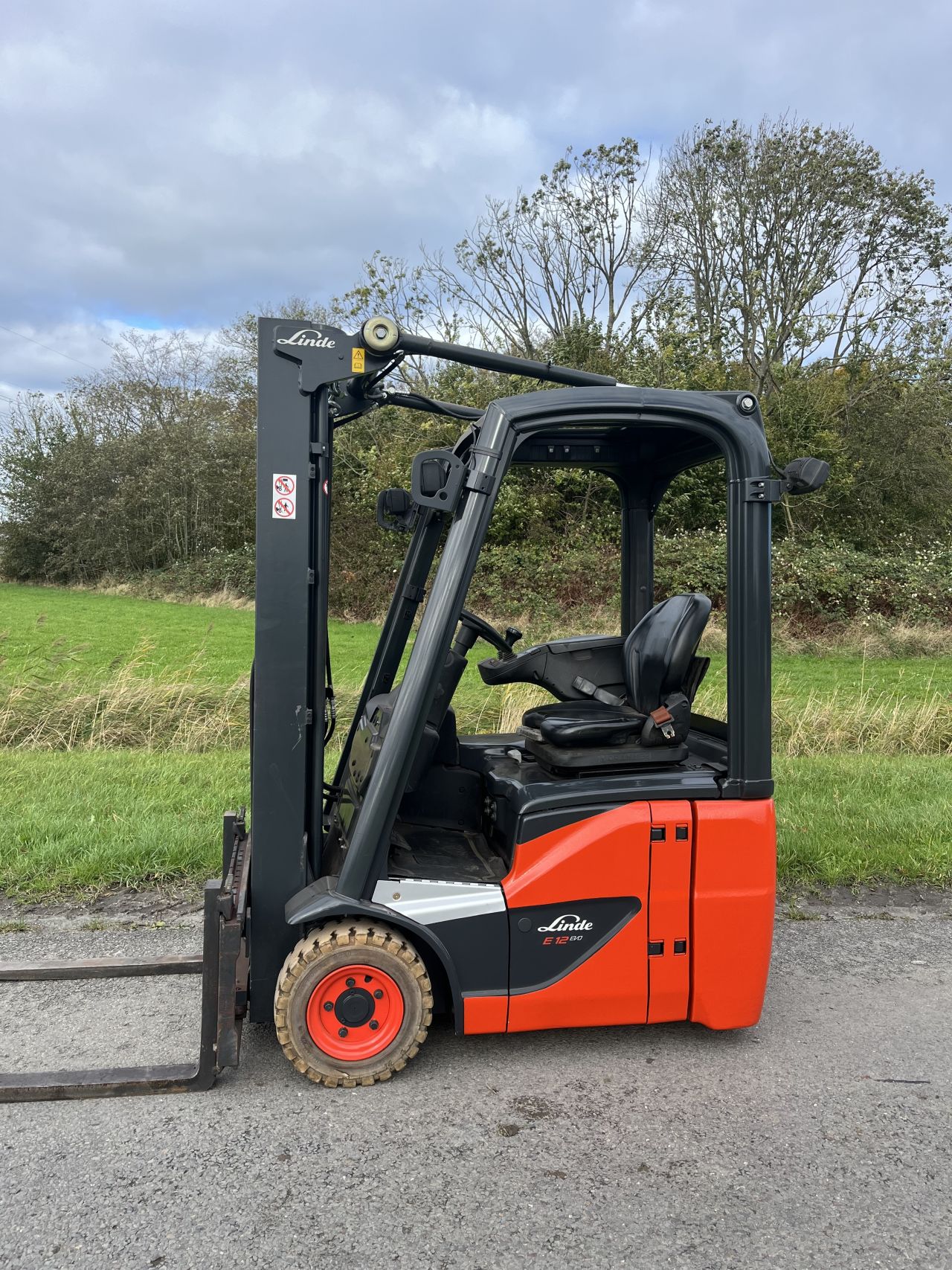 Linde E12-02 2018 elektrische heftruck triplo sideshift