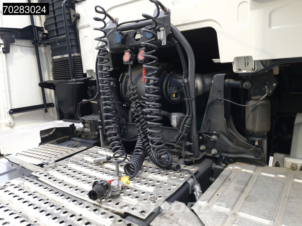 Volvo FH 460 4X2 VEB+ I-ParkCool 2x Tanks LED Navi
