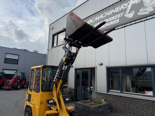 Volvo ZL302 Minishovel Kniklader Slechts 2200u NIEUWSTAAT
