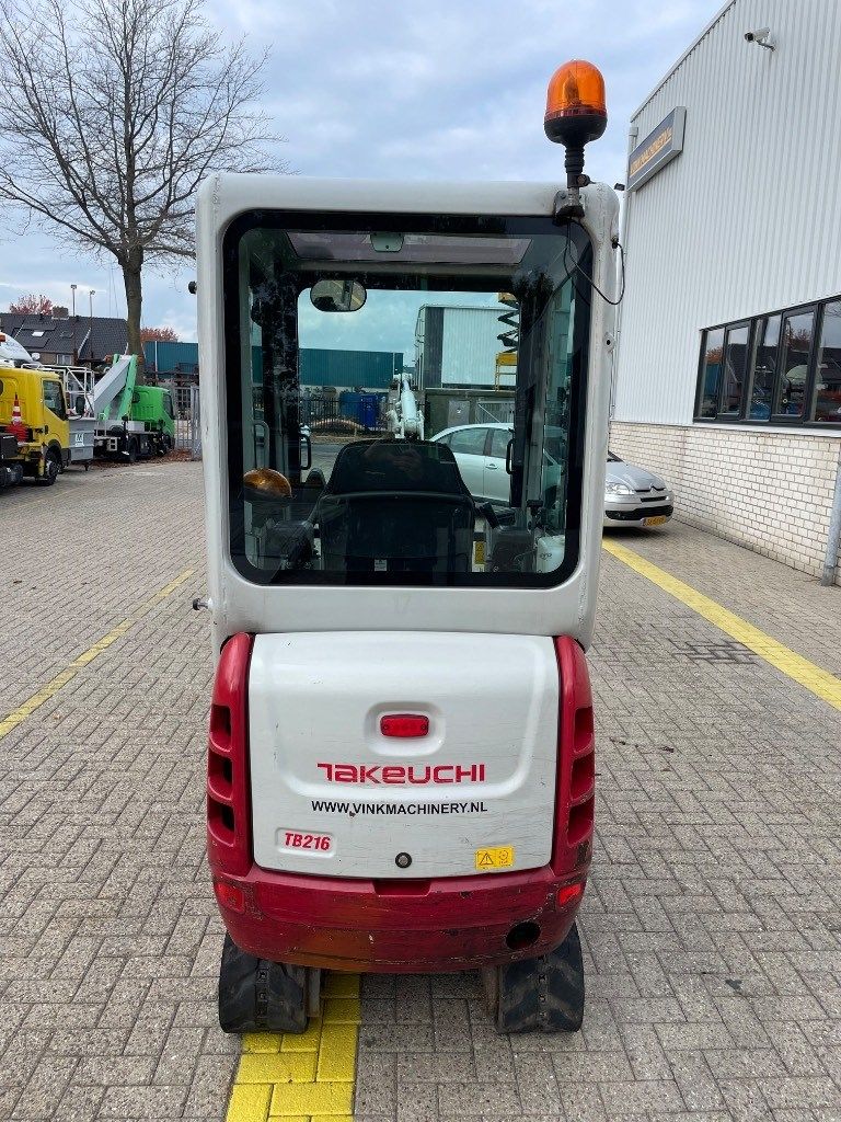 Takeuchi TB 216 GERESERVEERD