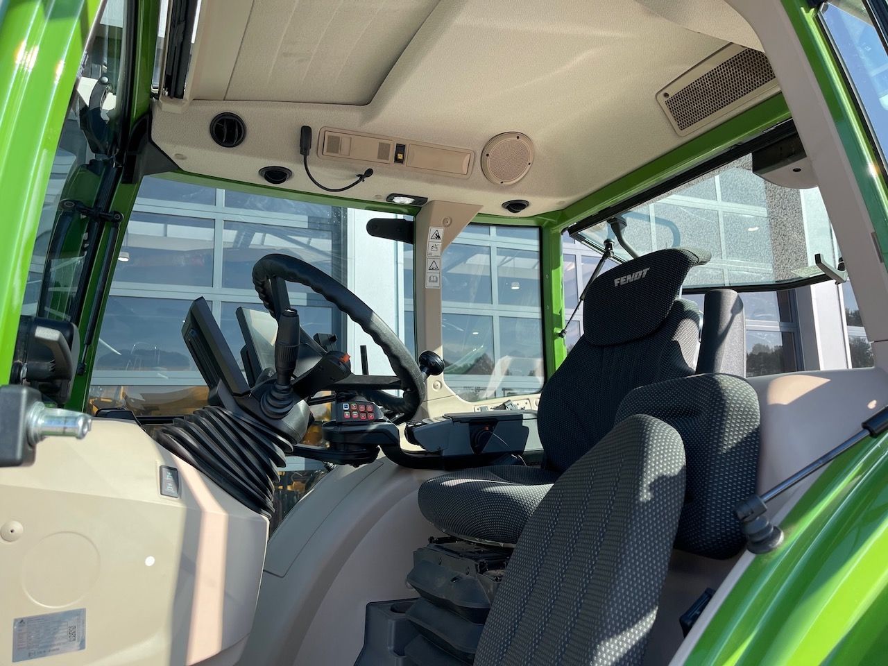 Fendt 211 S Profi Plus met RTK/GPS