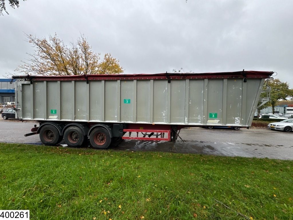 Benalu kipper 46 m3