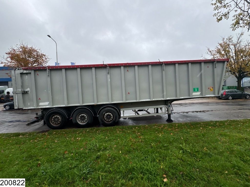 Benalu kipper 47 m3