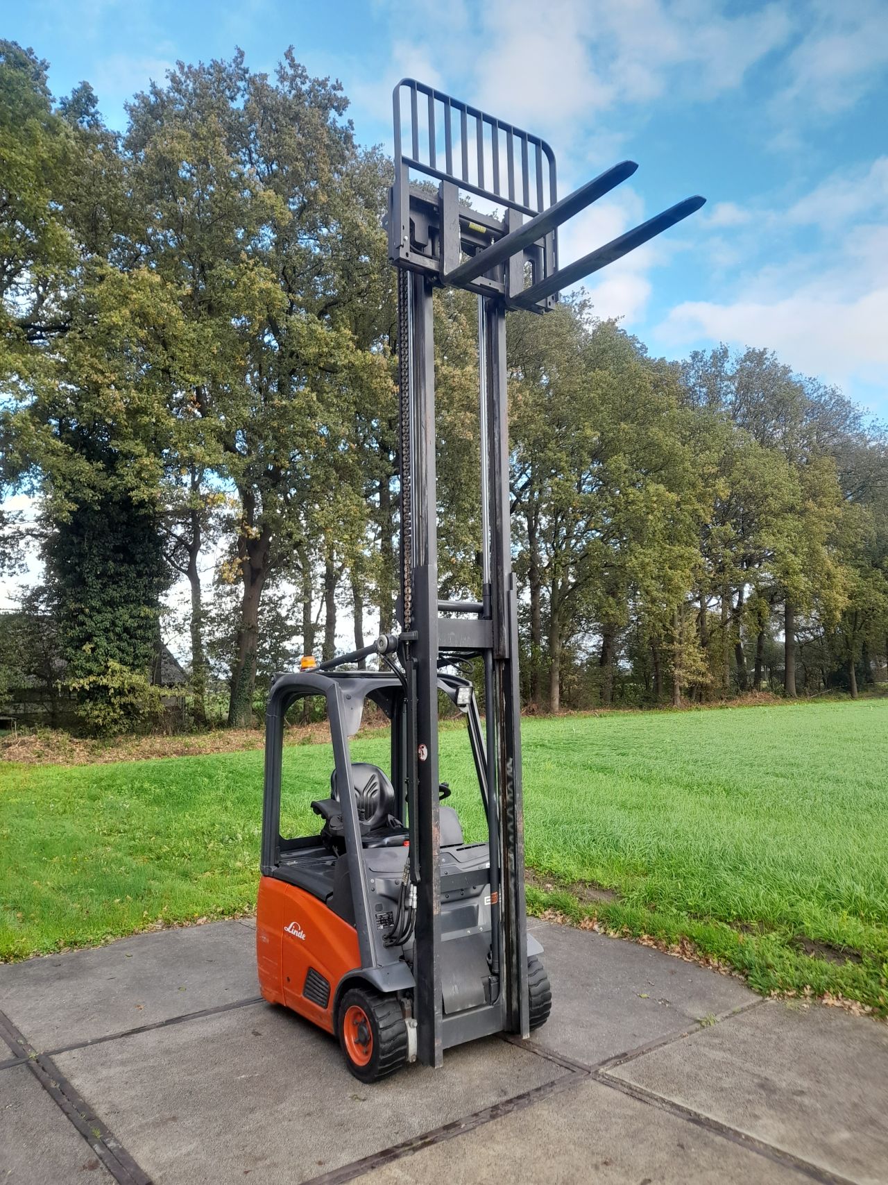 Linde E12 elektrische heftruck 1320 uur!