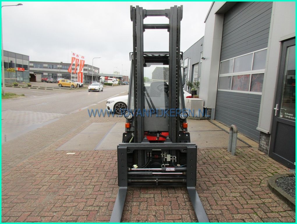 Linde E30S-03/600 3.5t 2007 5847uur+accu92%+VV+shift