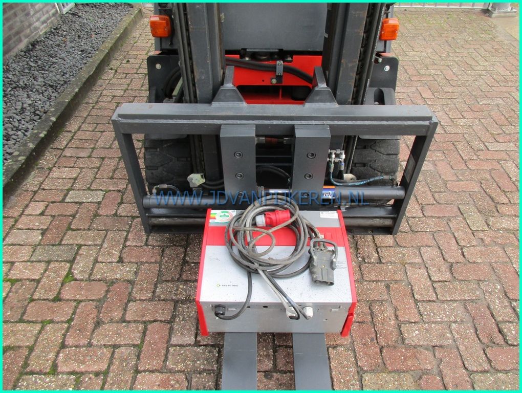 Linde E30S-03/600 3.5t 2007 5847uur+accu92%+VV+shift