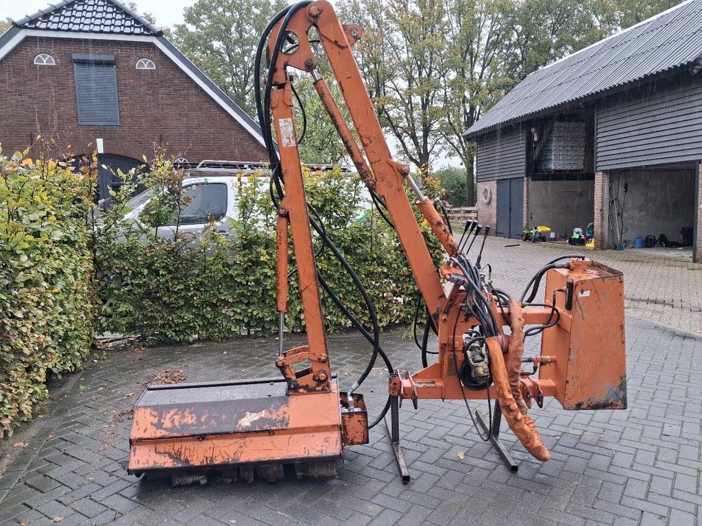 Votex Clipper 45 armklepelmaaier