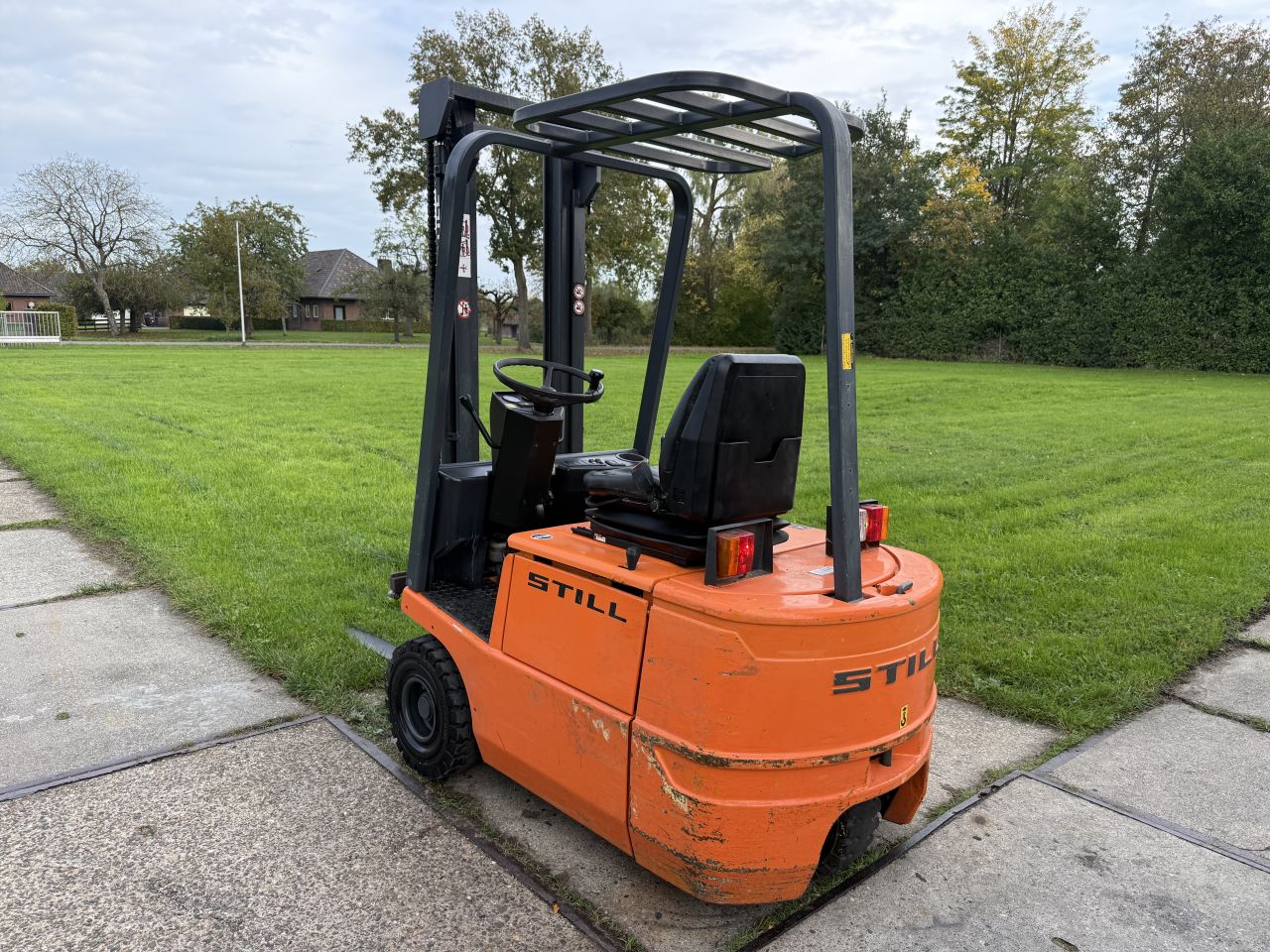Mini heftruck Still 1200KG elektrisch inclusief oplader