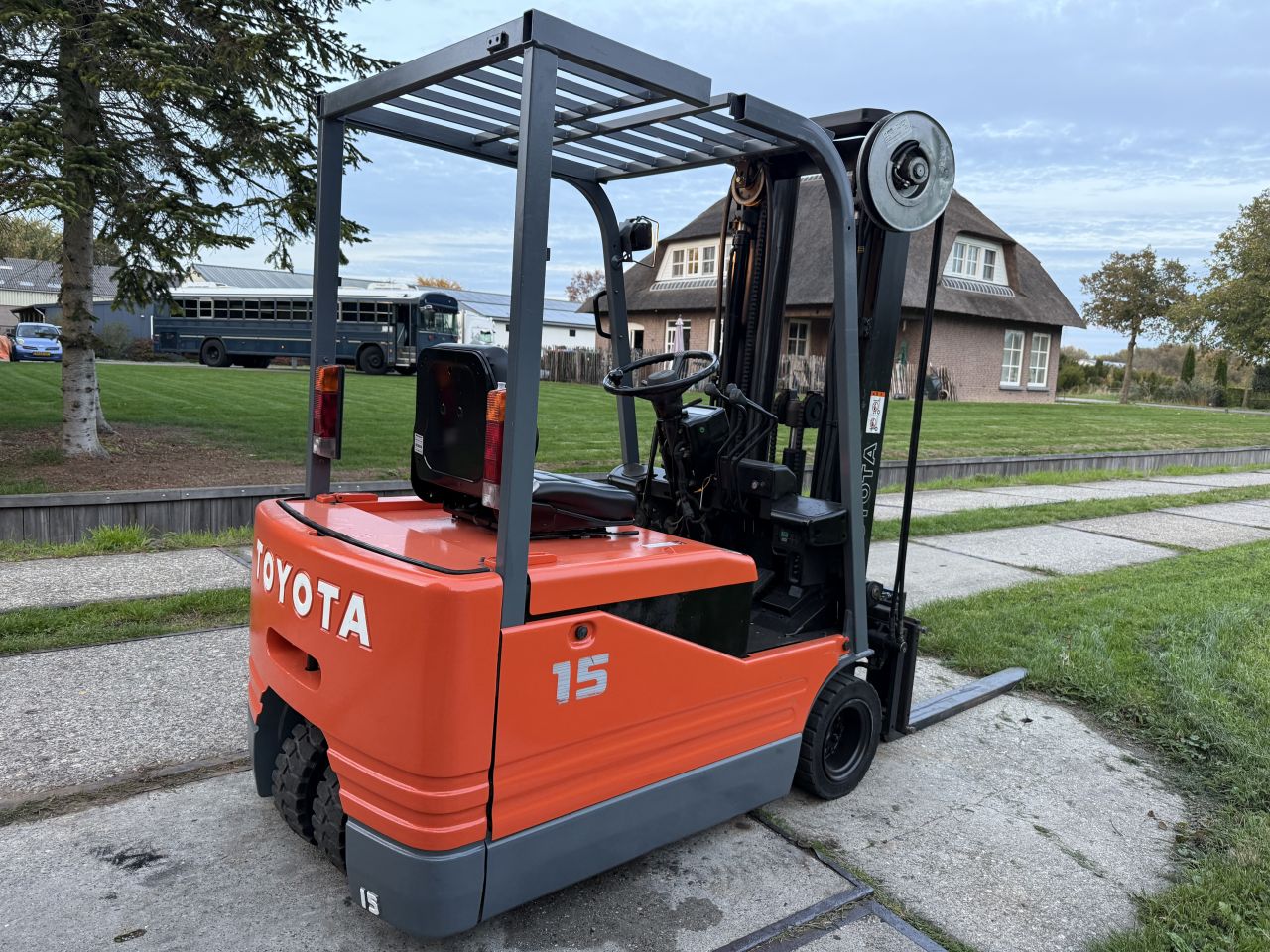 Toyota 1500KG elektrisch triplex 4.5M Freelift Sideshift