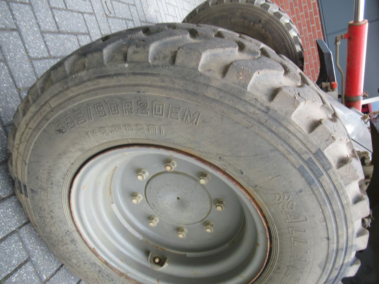 VOLVO L30 G WIELLADER KNIKSHOVEL