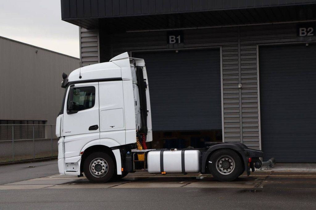 Chassis Cabin Mercedes-Benz ACTROS Diesel 422hp 2014