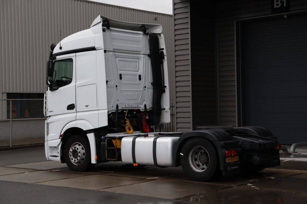 Chassis Cabin Mercedes-Benz ACTROS Diesel 422hp 2014