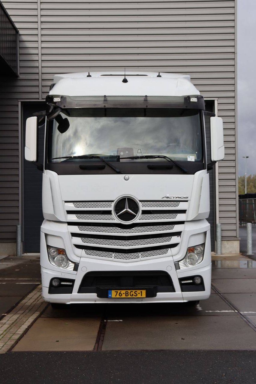 Chassis Cabin Mercedes-Benz ACTROS Diesel 449hp 2016
