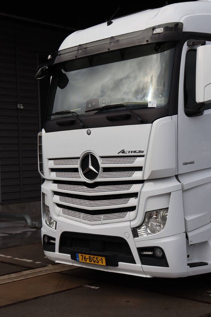 Chassis Cabin Mercedes-Benz ACTROS Diesel 449hp 2016