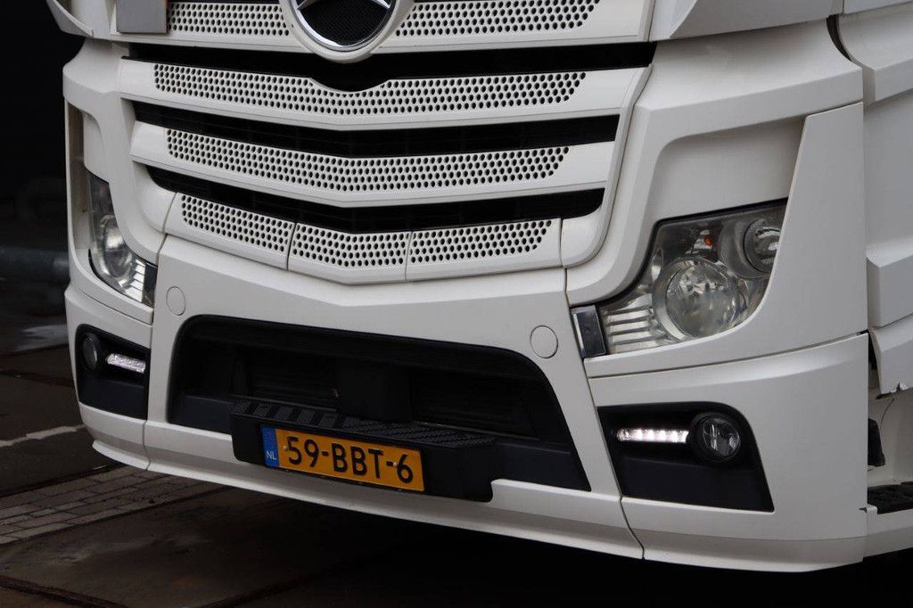 Fahrgestell Kabine Mercedes-Benz Actros Diesel 422 PS 2013