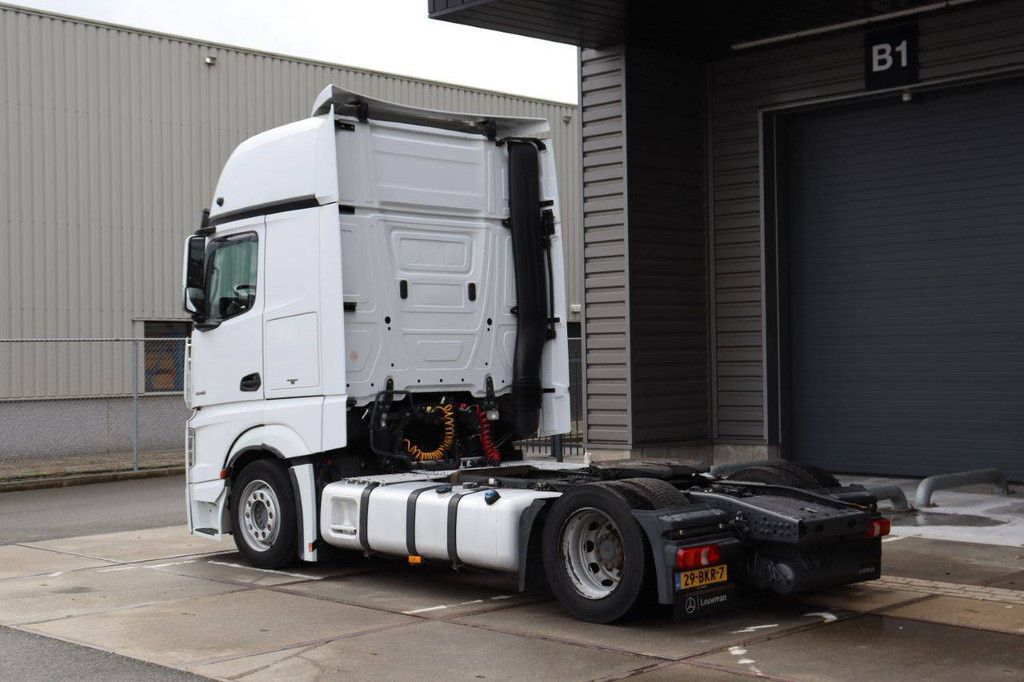 Chassis Cabin Mercedes-Benz ACTROS Diesel 477hp 2018
