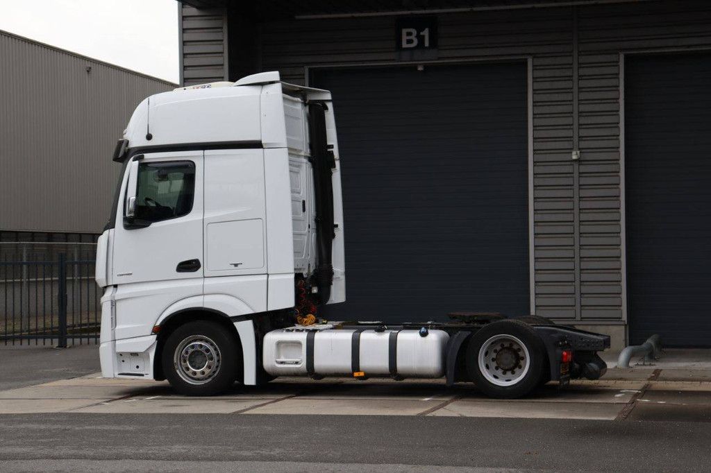 Chassis Cabin Mercedes-Benz Actros Diesel 477hp 2018