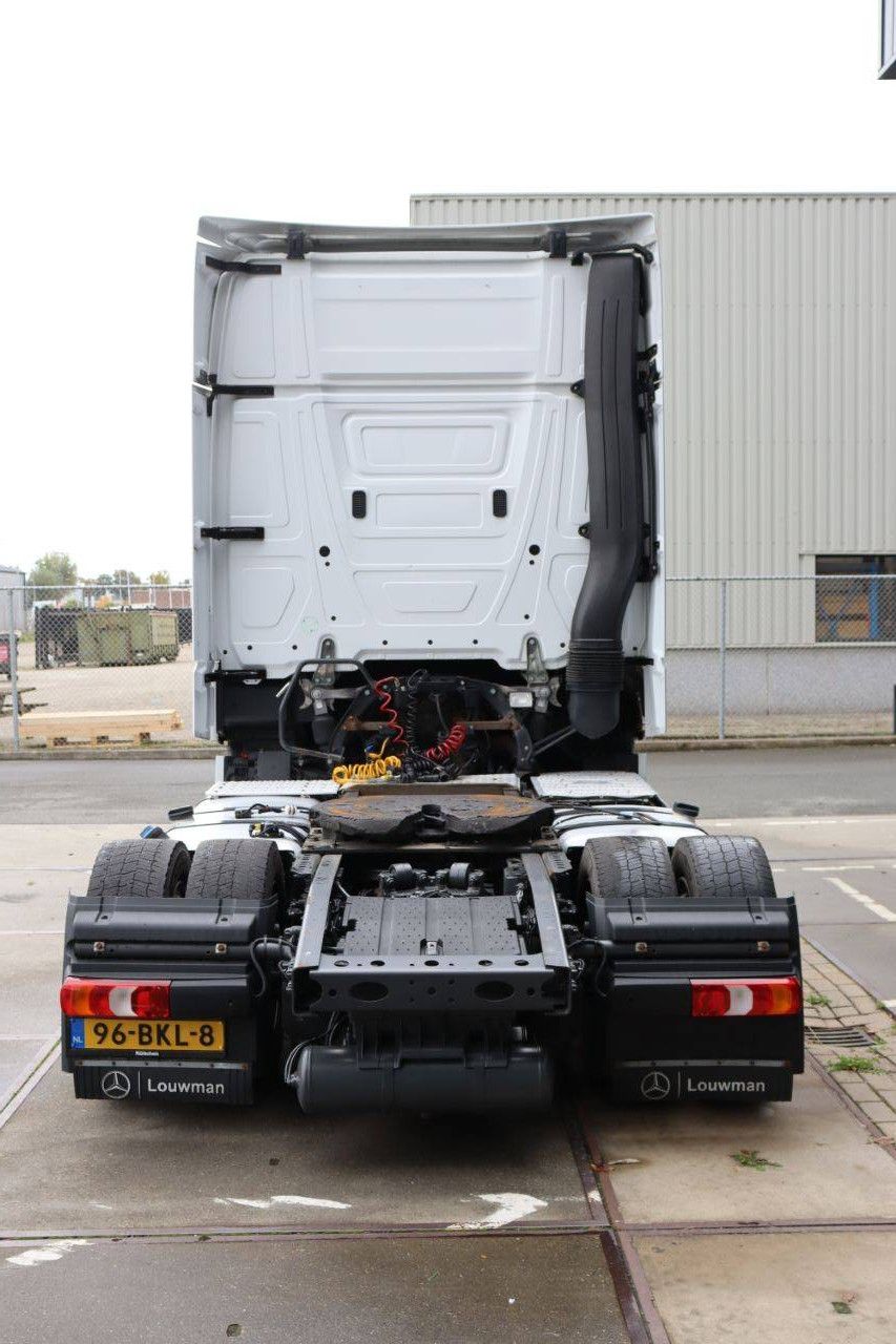 Chassis Cabin Mercedes-Benz Actros Diesel 477hp 2018