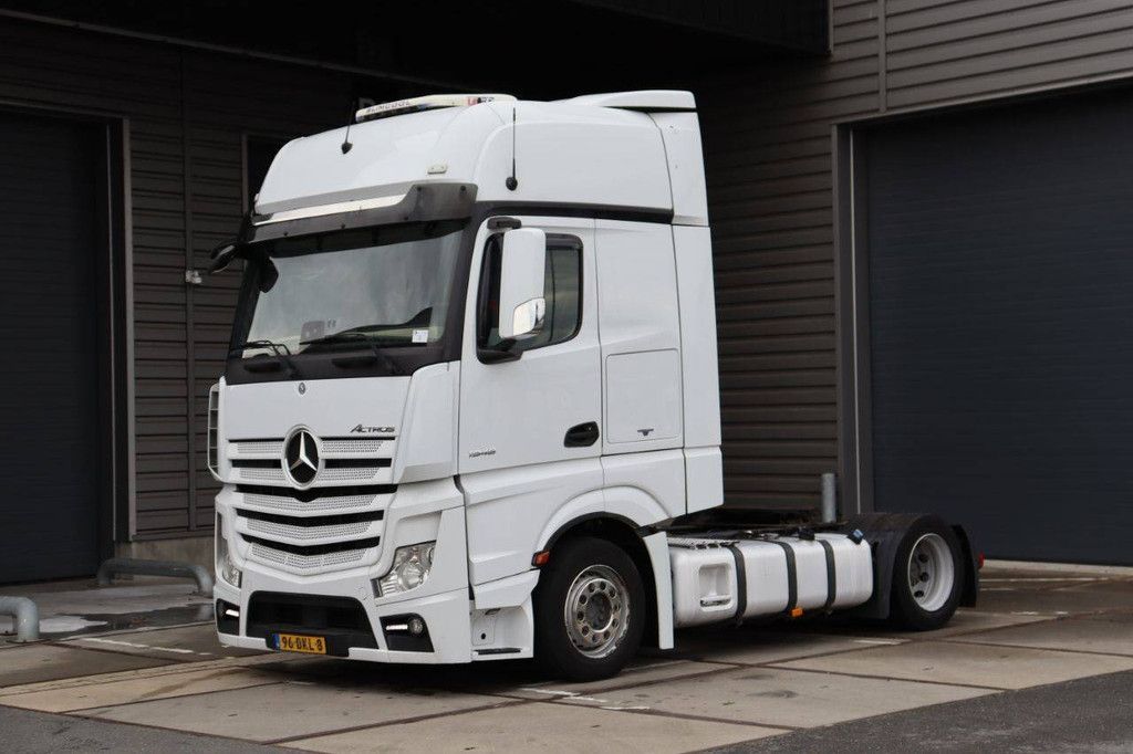 Chassis Cabin Mercedes-Benz Actros Diesel 477hp 2018