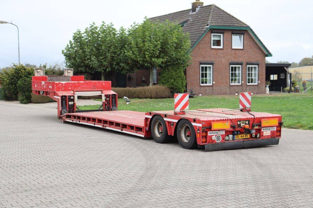 Semi-Low Loader Doll Panther T-S3F 2012