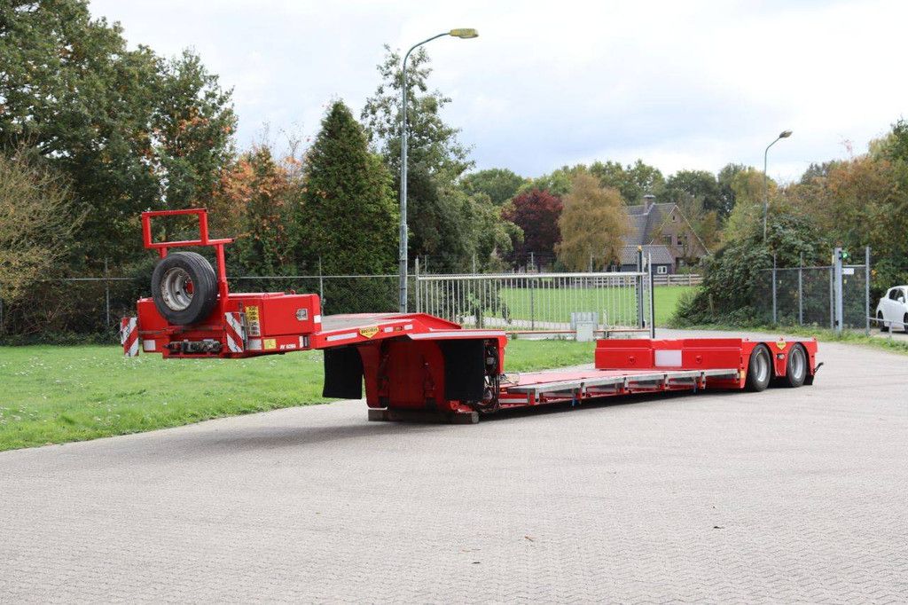 Semi-Tieflader Broshuis 2ABSD-SL 2015
