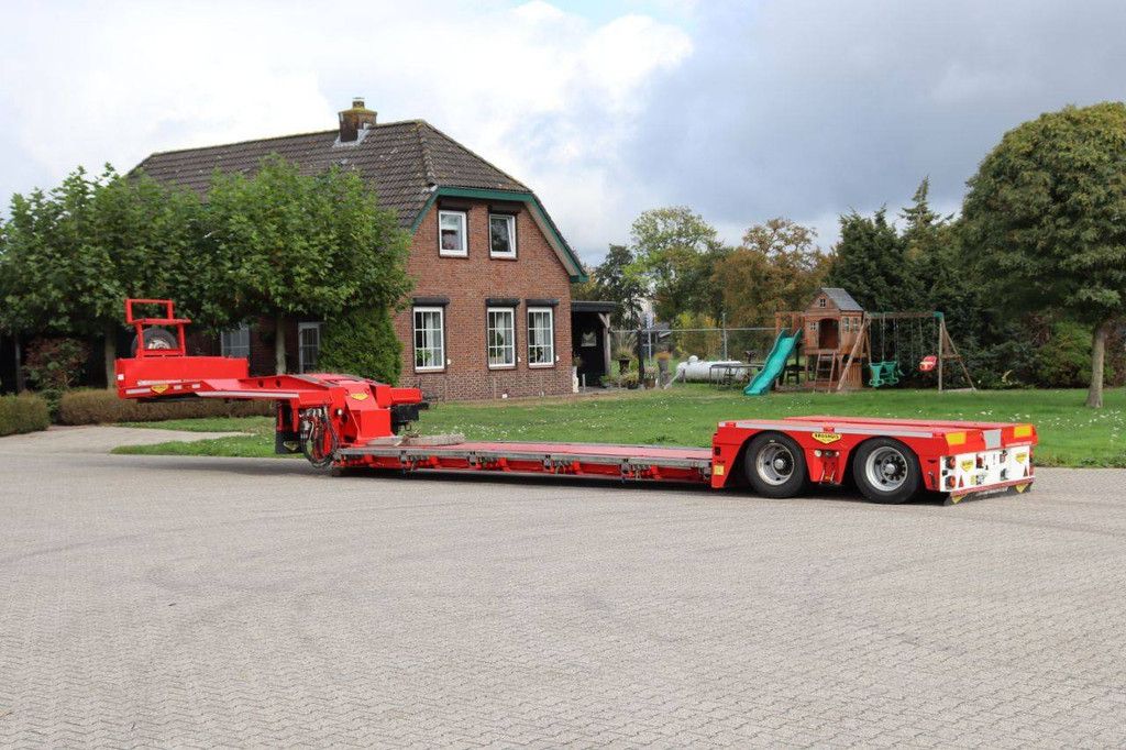 Semi-Tieflader Broshuis 2ABSD-SL 2015