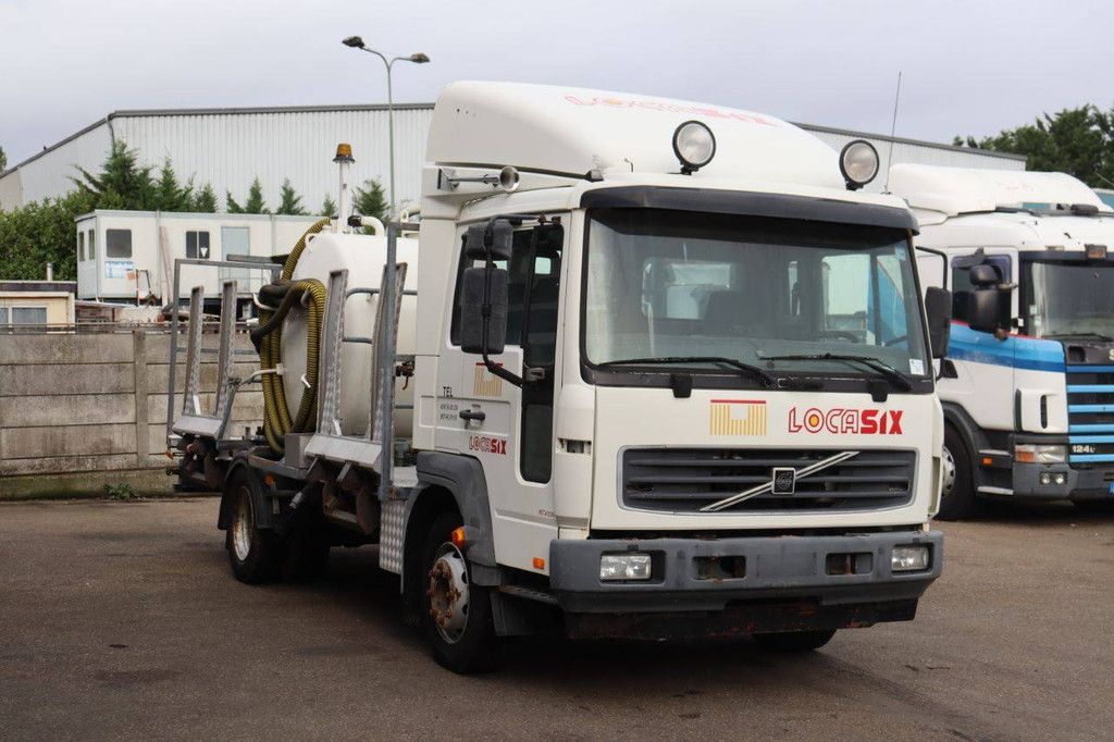 Volvo FL6 Diesel 250 PS Kastenwagen