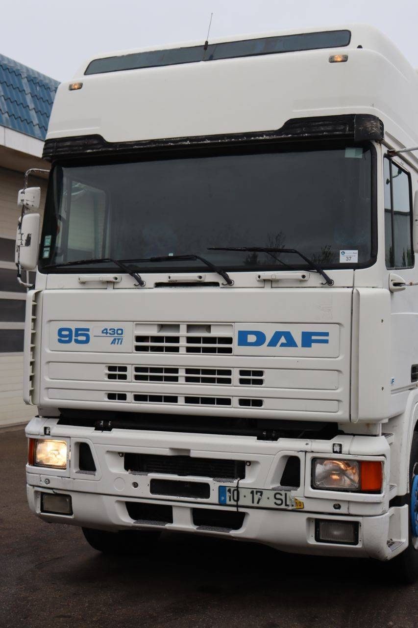 Chassis Cabin DAF 95 430 ATI Diesel 430hp