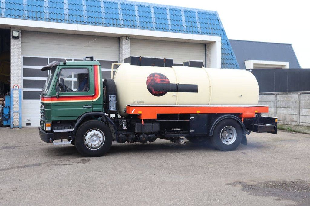Tank truck Scania CG13 Diesel 190 hp 1987