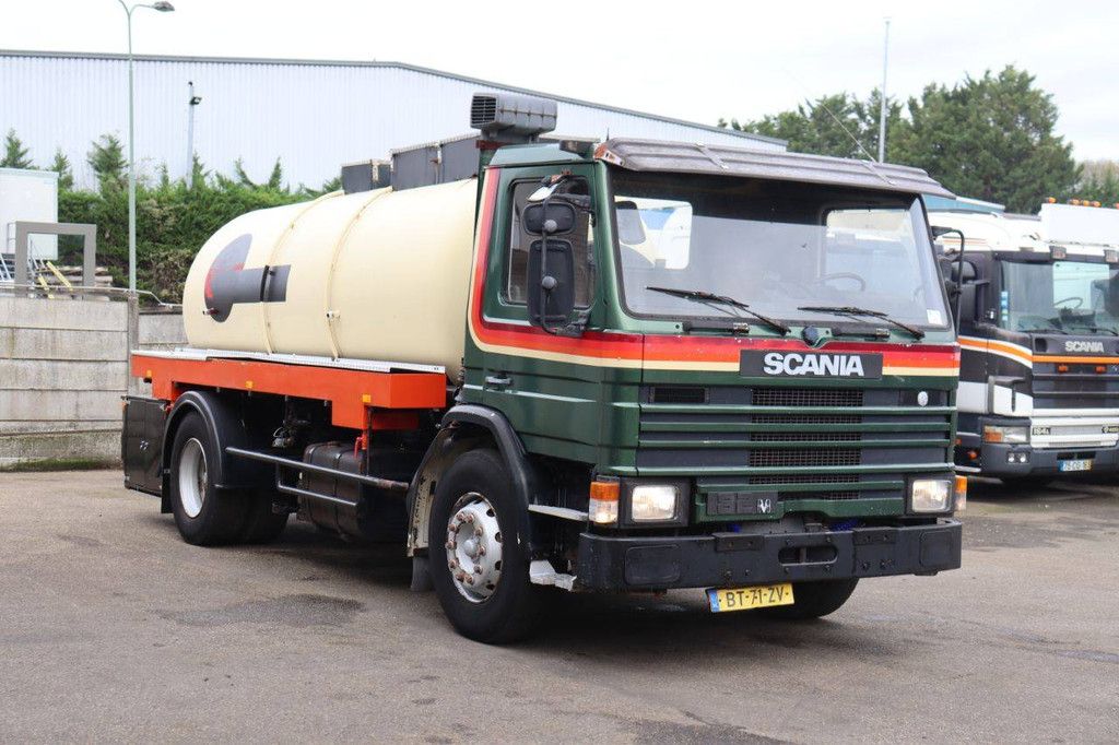 Tank truck Scania CG13 Diesel 190 hp 1987