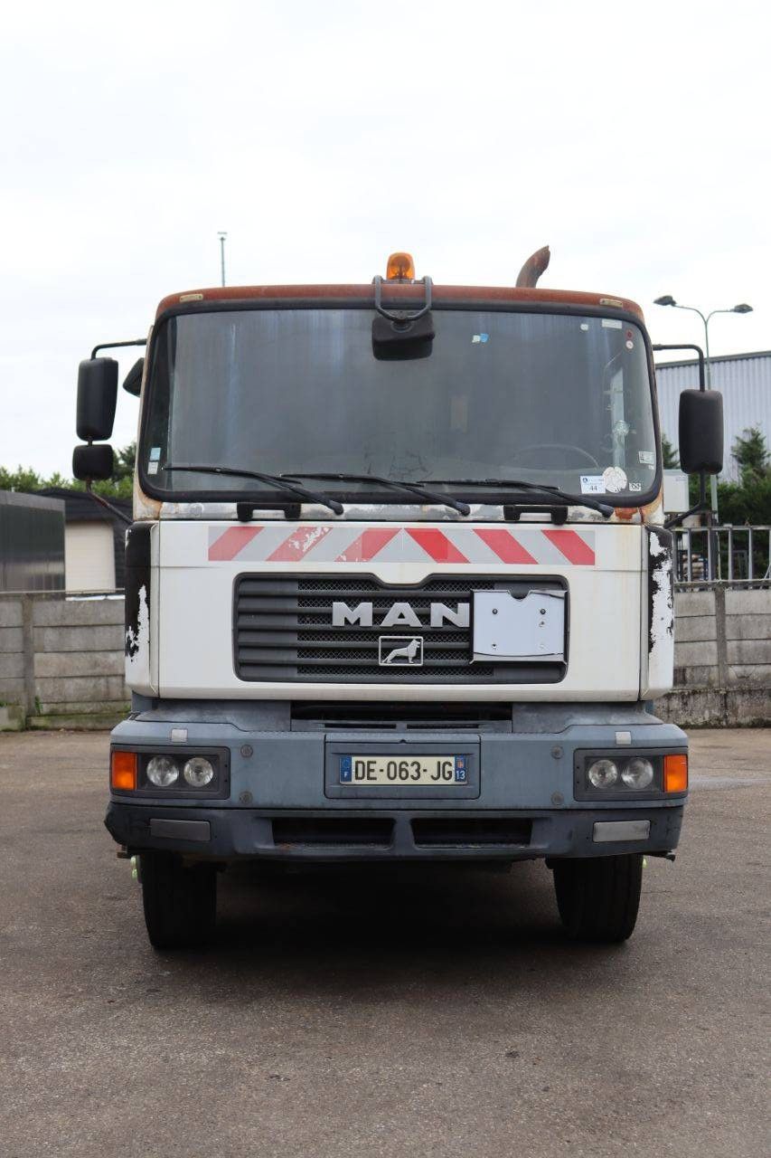 Truck MAN 33.360 Diesel 360hp 2002