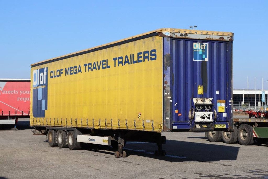 Krone SD 2015 sliding tarpaulin trailer