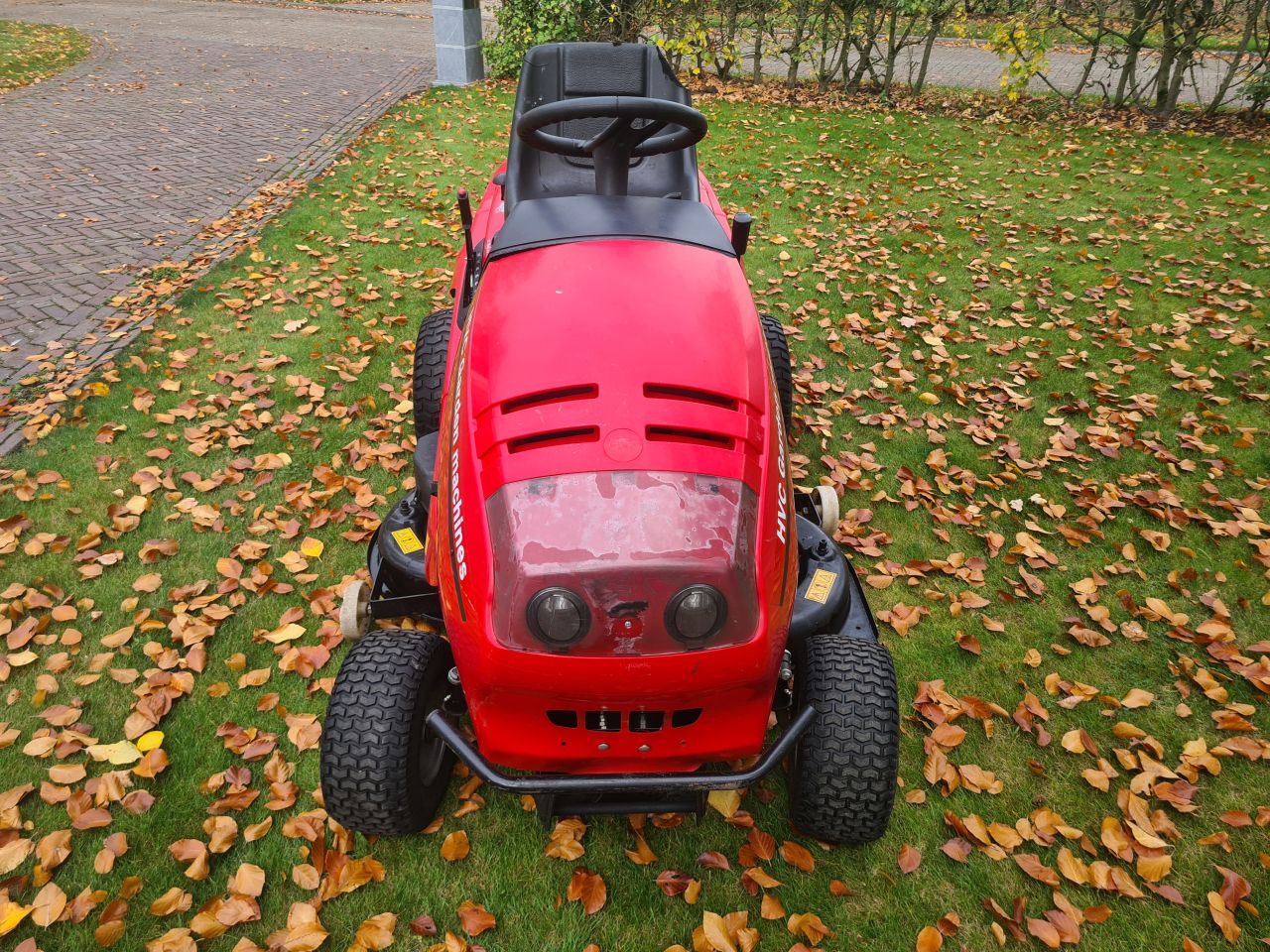 Alko T 17-102 HD LUX zitmaaier met opvangbak hydrostaat.